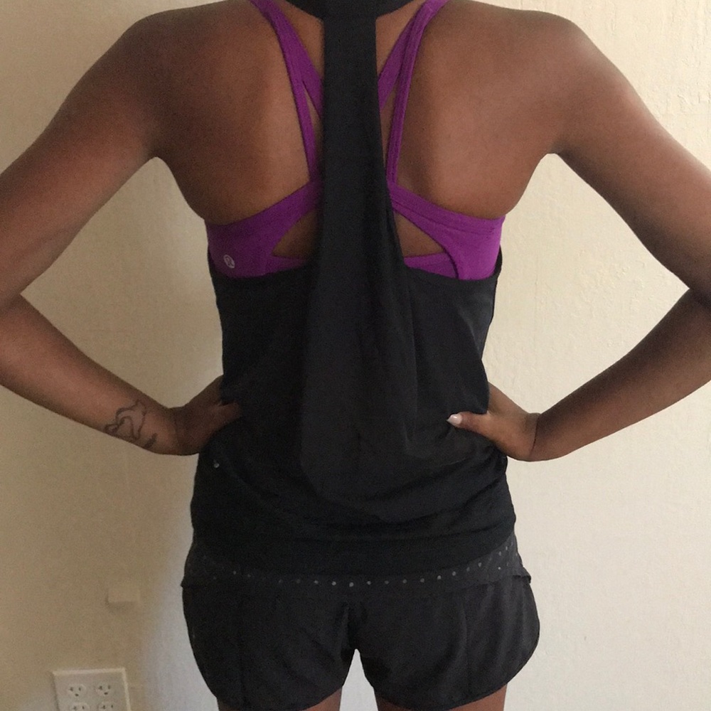 Black lululemon tank top